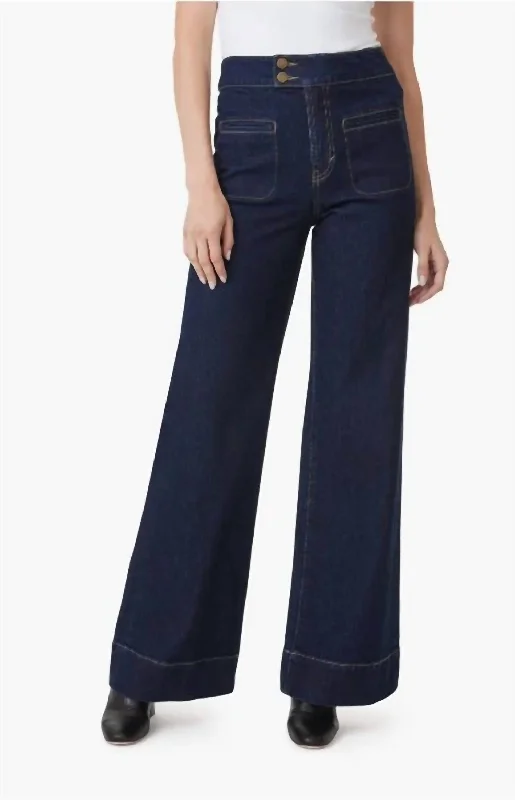 Cowgirl Wide Leg Jeans In Dark Wash