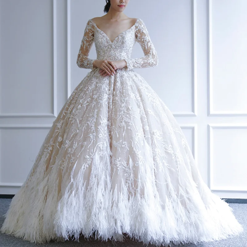 Fabulous Luxury Feathered Wedding Dresses with Long Sleeve