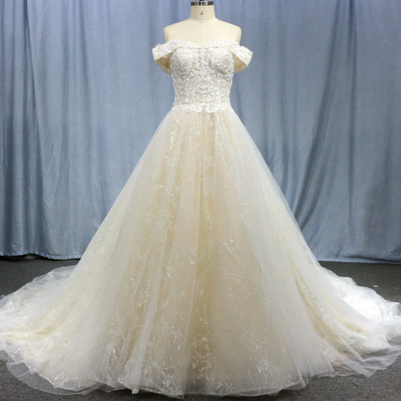 Gorgeous Off the Shoulder Lace Ball Gown Wedding Dresses