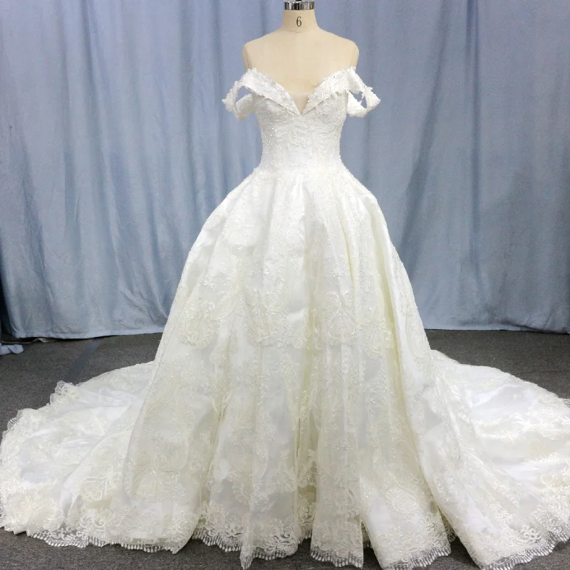 Off the Shoulder Ballgown Wedding Dresses Princess Wedding Gowns