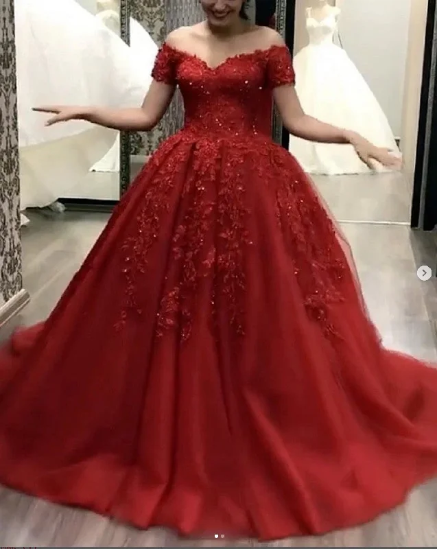 Off the Shoulder Red Wedding Dresses Ball Gown Lace Quinceanera Dresses