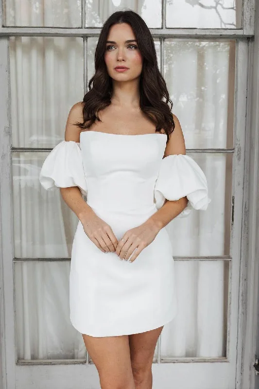 Short Satin White Wedding Dress Strapless Bubble Sleeves