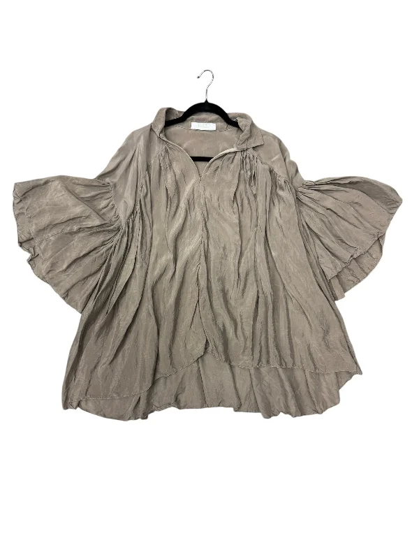 Blouse Short Sleeve By Cma In Taupe, Size: M